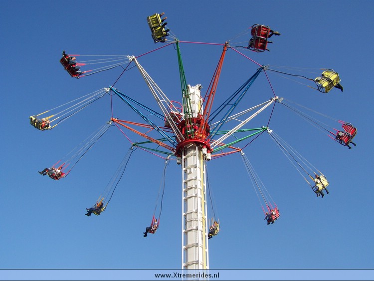 Sky Flyer.JPG (84788 bytes)