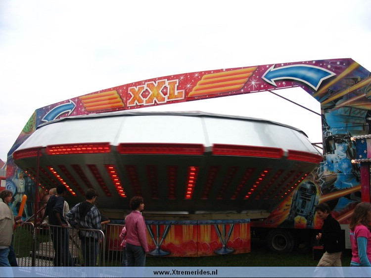 XXL (3).jpg (90550 bytes)