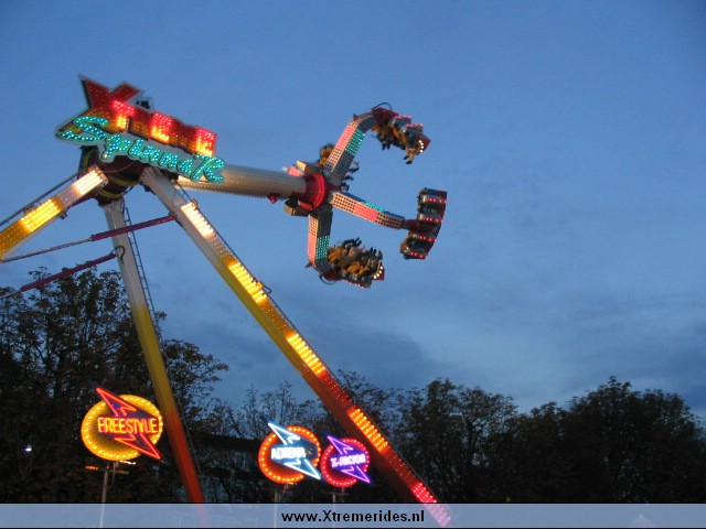 Xtremespinner 23.jpg (78774 bytes)