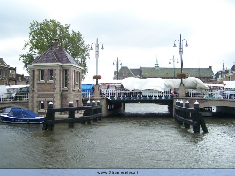 Leiden 3 oktober 2009.jpg (3).JPG (124539 bytes)