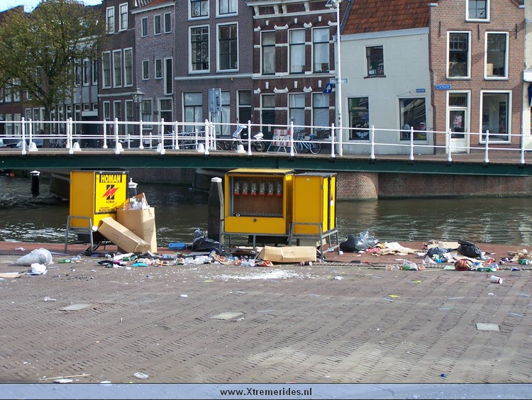 Leiden4okt2009 (3).JPG (165280 bytes)