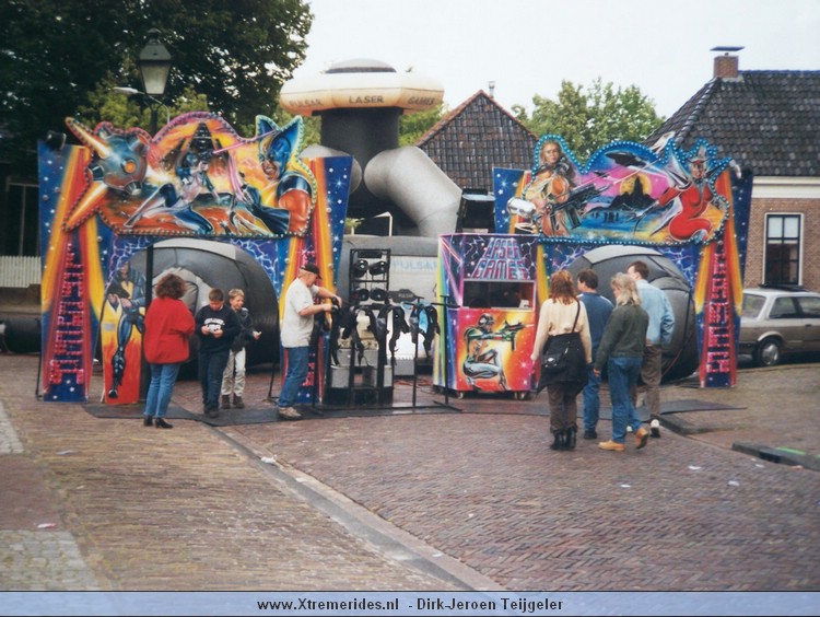 Laser Game.jpg (139923 bytes)