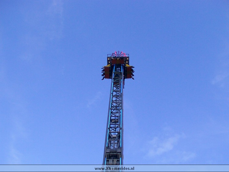 Mega Drop 1.jpg (57278 bytes)