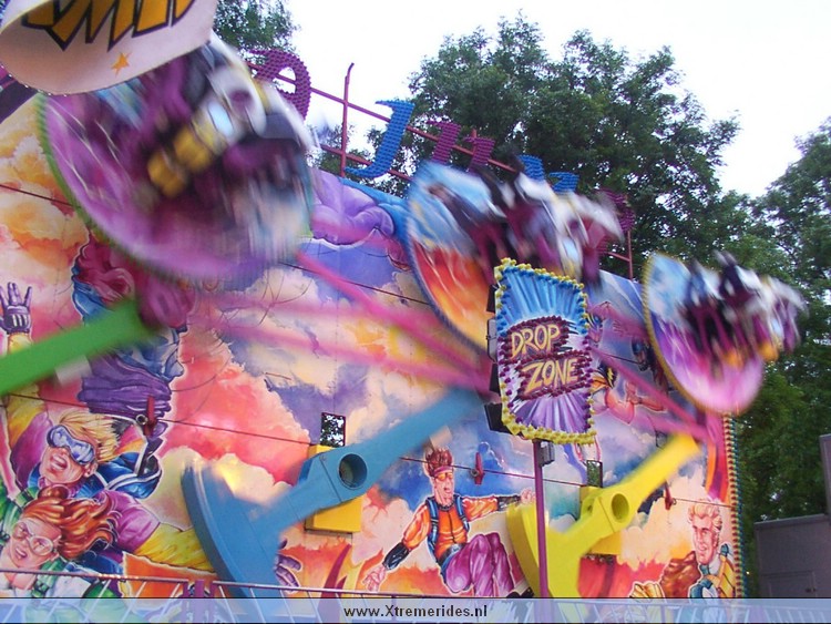 Parajump 3.jpg (152115 bytes)