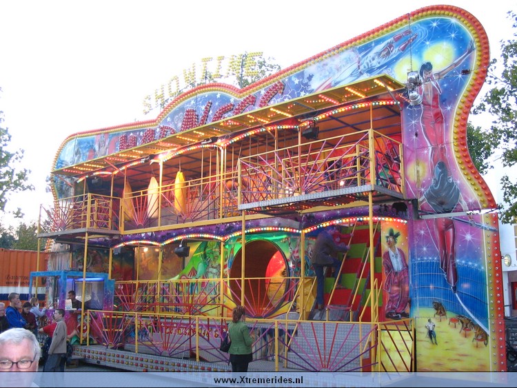 Showtime Madness.JPG (169532 bytes)