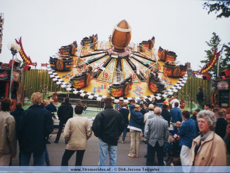 Superbowl.jpg (121796 bytes)