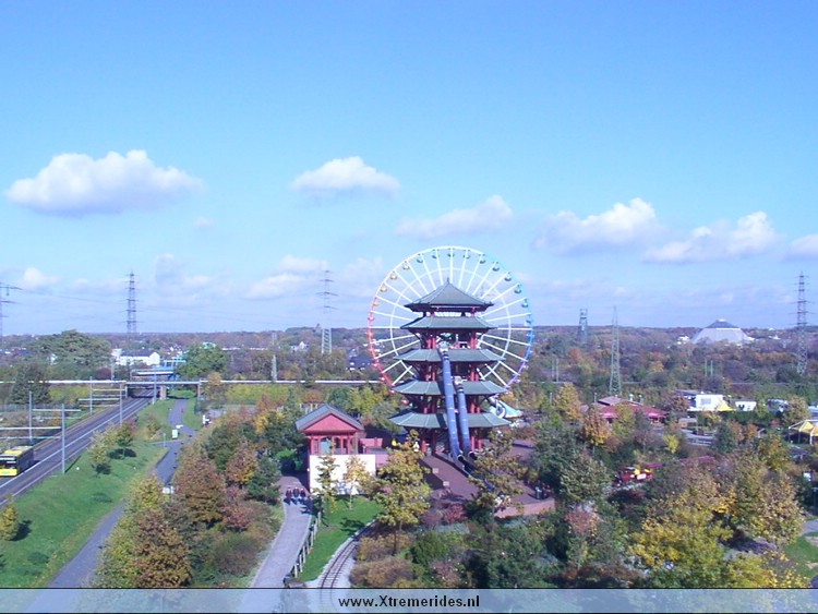 Centropark2003 (2).JPG (115162 bytes)