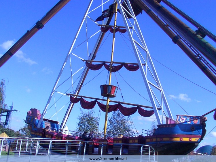 Centropark2003 (6).JPG (134068 bytes)