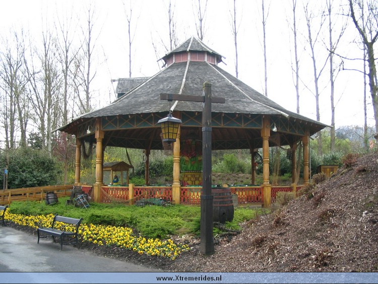WalibiBelgie2005 (12).jpg (161068 bytes)