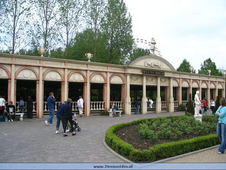 WalibiBelgie2005 (18).jpg (157042 bytes)