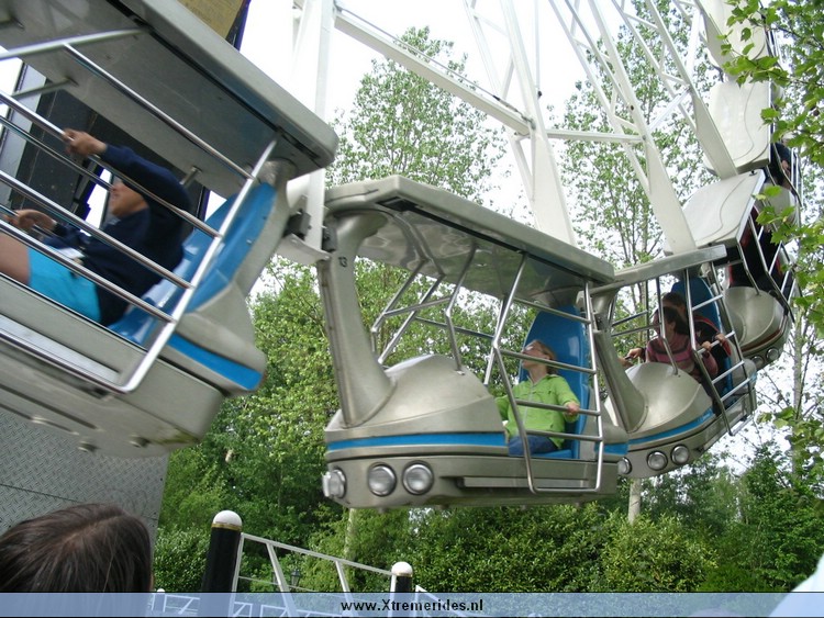 WalibiBelgie2005 (24).jpg (172974 bytes)