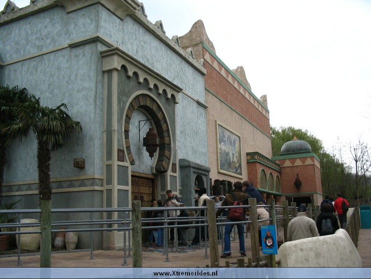 WalibiBelgie2005 (25).jpg (107036 bytes)