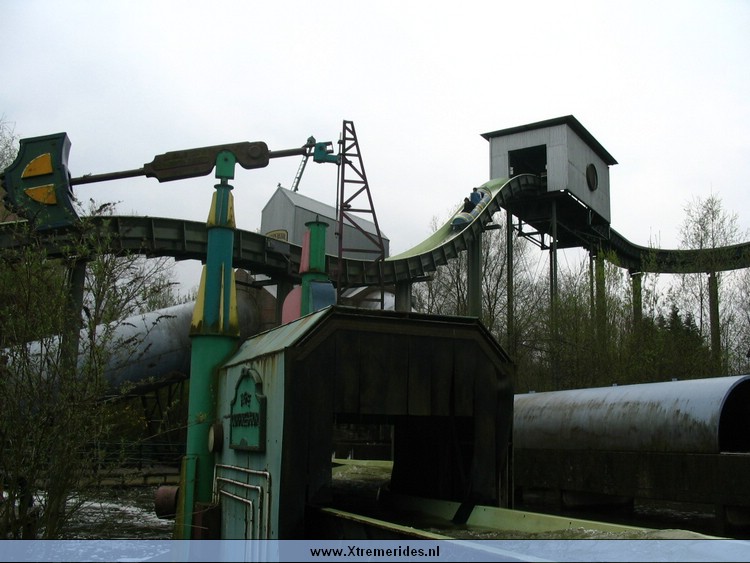 WalibiBelgie2005 (29).jpg (99044 bytes)