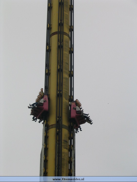 WalibiBelgie2005 (33).jpg (53670 bytes)
