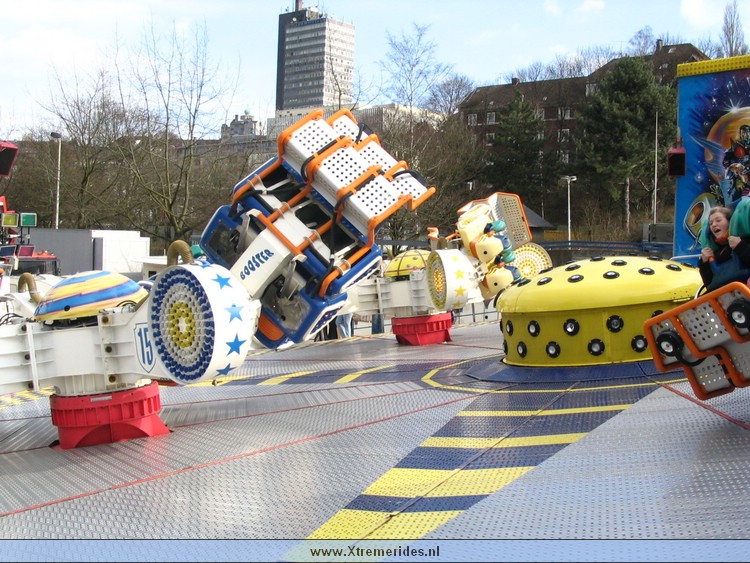 BoosterWing (1).jpg (166635 bytes)