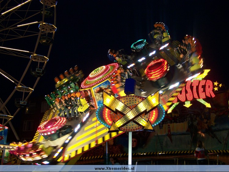 Booster (2).JPG (134327 bytes)