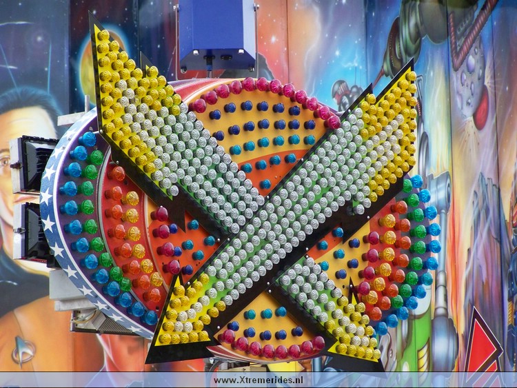 Booster (4).JPG (177760 bytes)