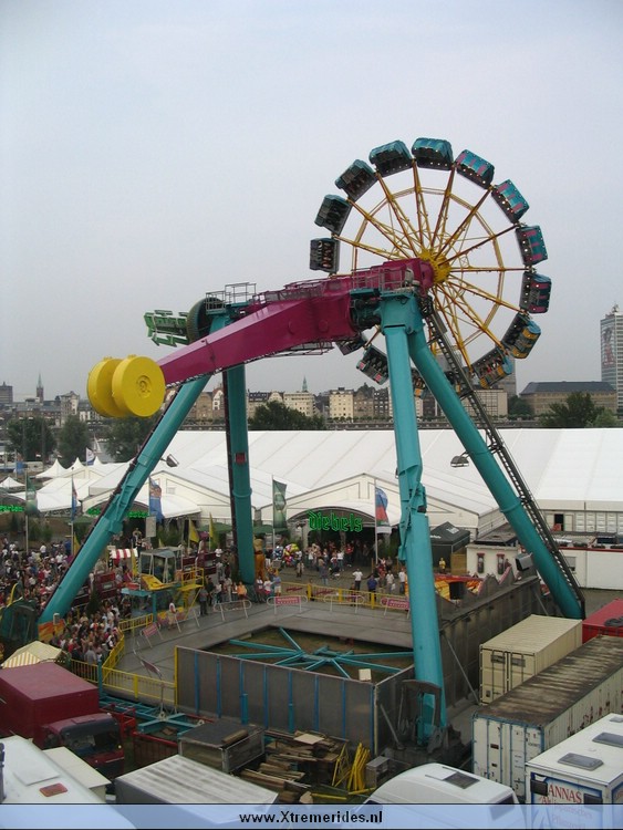 Imporator (71).jpg (120973 bytes)