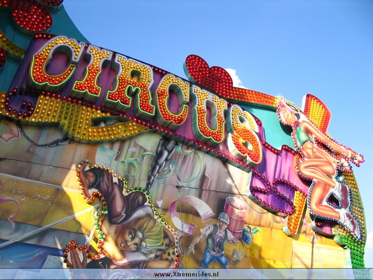 flying Circus (4).JPG (150757 bytes)