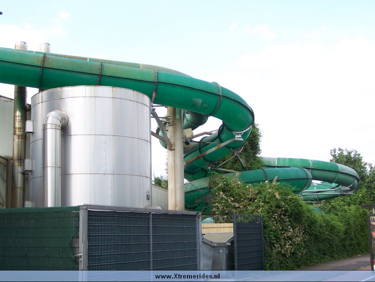Aqualand.jpg (1).JPG (95294 bytes)