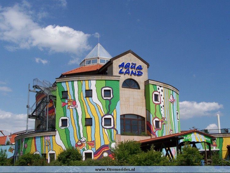 Aqualand.jpg (15).JPG (120449 bytes)