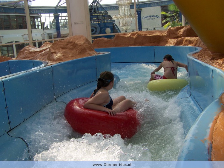 Aqualand.jpg (22).JPG (121425 bytes)