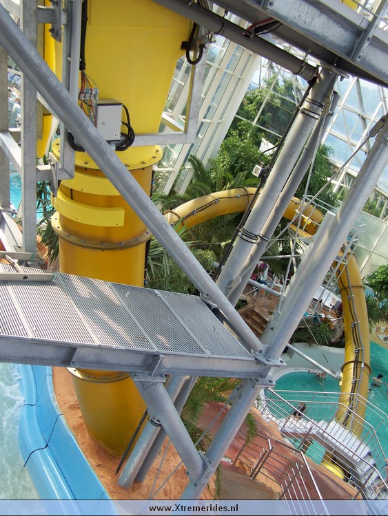 Aqualand.jpg (29).JPG (164640 bytes)