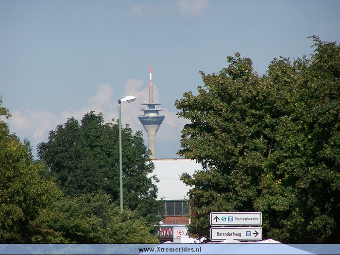 Neusshafen2007.JPG (124865 bytes)