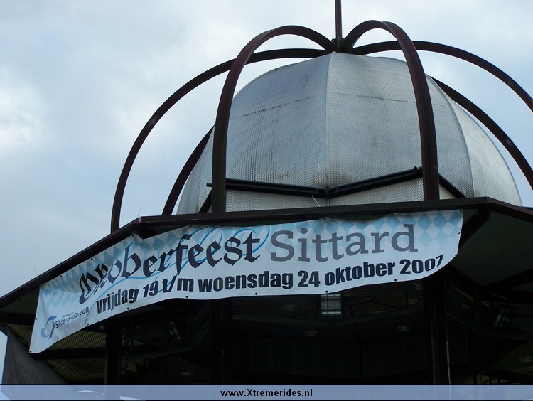 Oktoberfeestsittard18okt (9).JPG (97178 bytes)