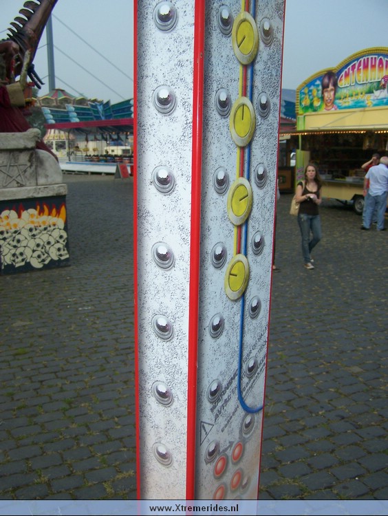 DusseldorfOberkassel2008 (14).JPG (131139 bytes)