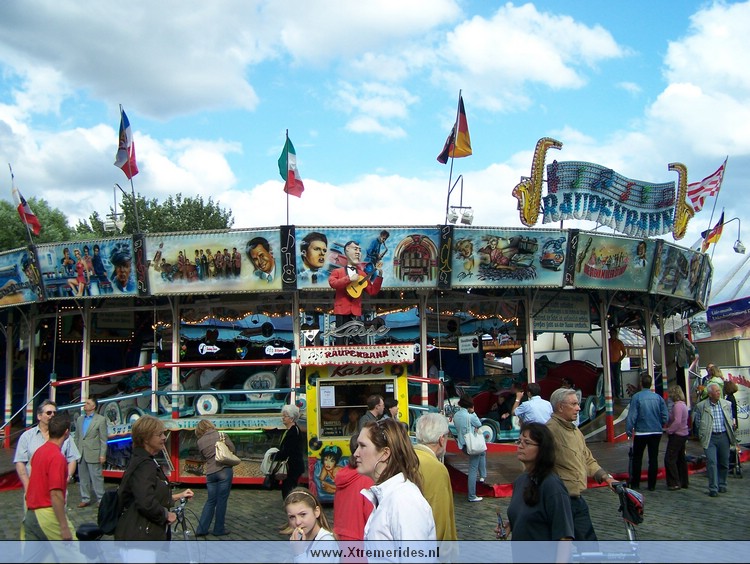 Dusseldorfrheinkirmes2008 (72).jpg (150947 bytes)