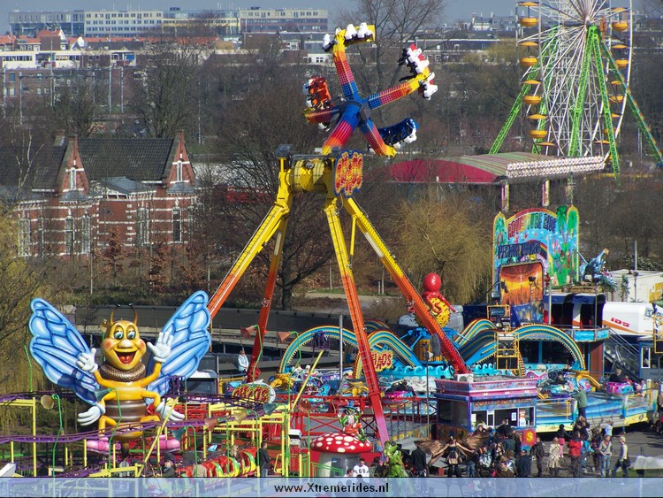 AmsterdamWesterpark2009 (6).JPG (213641 bytes)