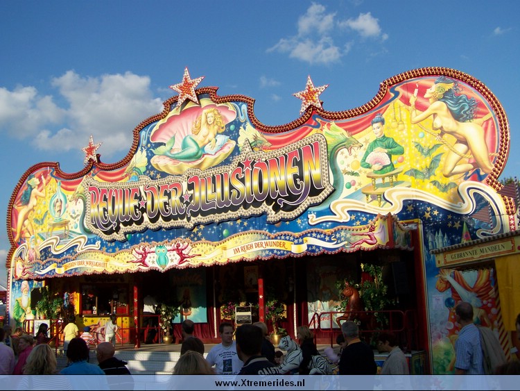 DusseldorfRheinkirmes2009 (10).jpg (159797 bytes)