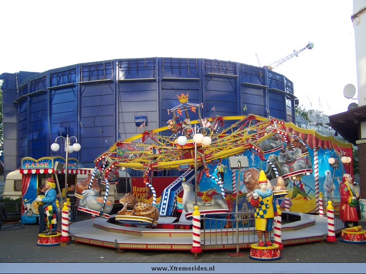 OberhaussenSterkraderkirmes2009 (40).jpg (141953 bytes)